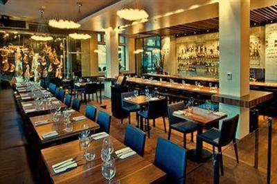 фото отеля St. Paul Hotel Montreal