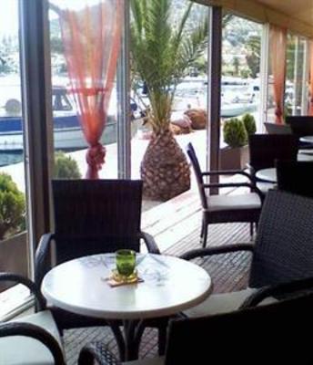 фото отеля Iridanos Hotel Antikyra