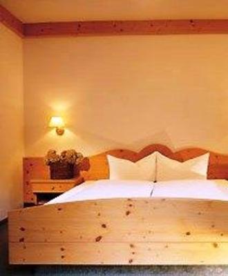 фото отеля Hotel Regina Serfaus