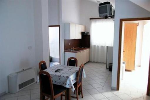 фото отеля Apart Hotel Frane