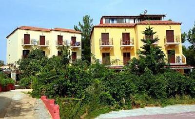 фото отеля Karavados Beach Hotel