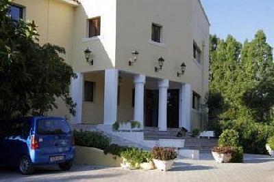 фото отеля Karavados Beach Hotel