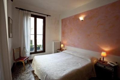 фото отеля Albergo San Samuele