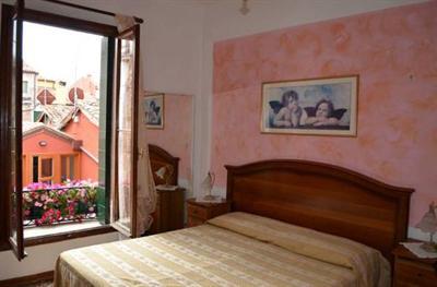 фото отеля Albergo San Samuele