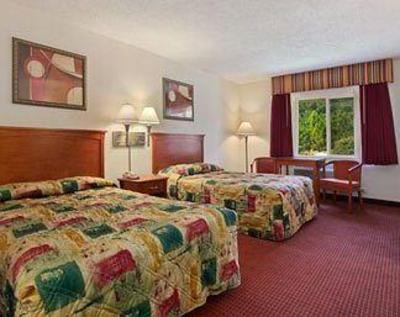 фото отеля Travelodge Hotel Gateway Savannah (Georgia)