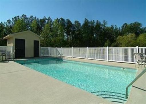 фото отеля Econo Lodge Saint Stephen