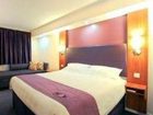 фото отеля Premier Inn Cheltenham Central