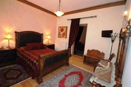 фото отеля Margit Suites Hotel Karpenisi