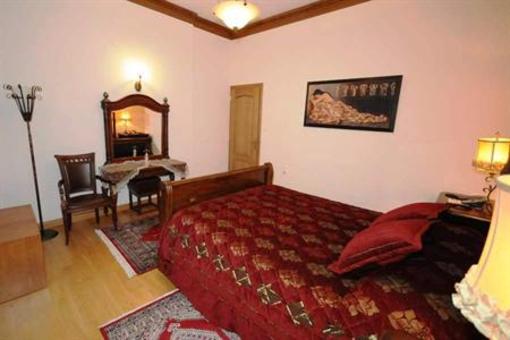 фото отеля Margit Suites Hotel Karpenisi