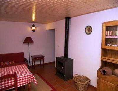 фото отеля Casas De Romaria Hotel Mora (Portugal)