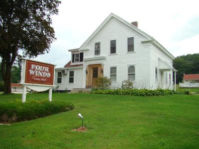 фото отеля Four Winds Inn