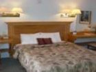 фото отеля Four Winds Inn