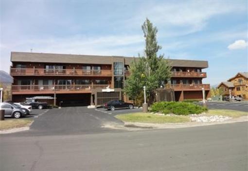 фото отеля Cedar Lodge at Big Horn Rentals