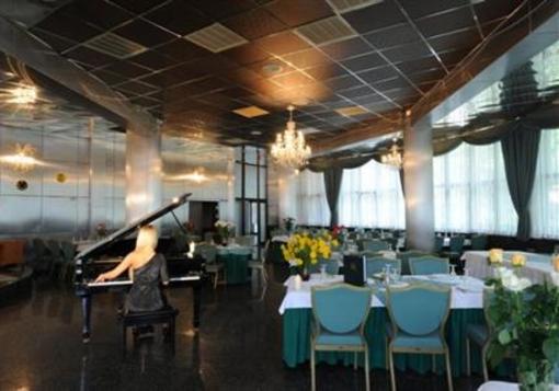 фото отеля Hotel Bleumarin
