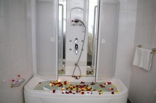 фото отеля Hotel Bleumarin