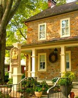 фото отеля Stone House Inn & Spa