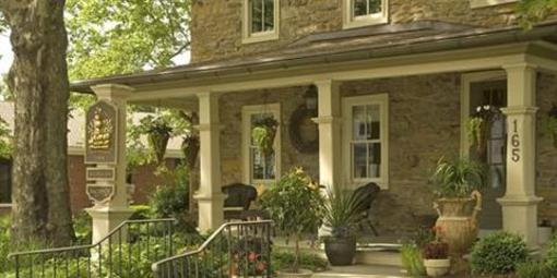 фото отеля Stone House Inn & Spa