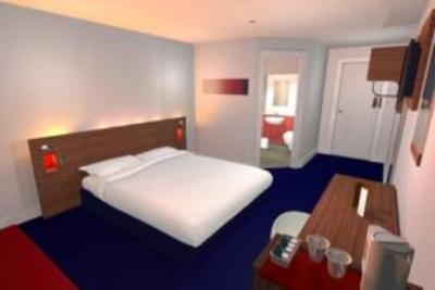 фото отеля Travelodge Burton Upon Trent Central Hotel