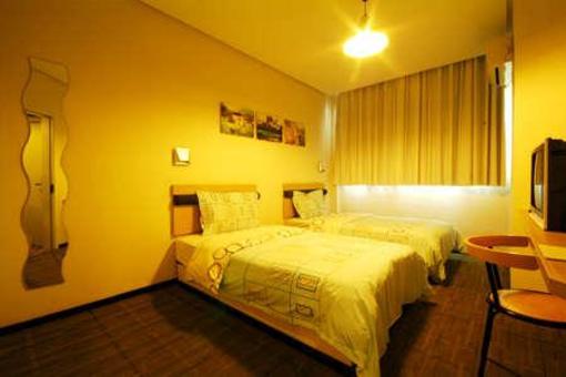 фото отеля Hanting Express Hangzhou Tiyuchang Road