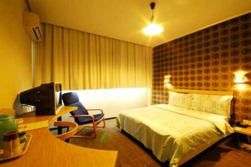 фото отеля Hanting Express Hangzhou Tiyuchang Road