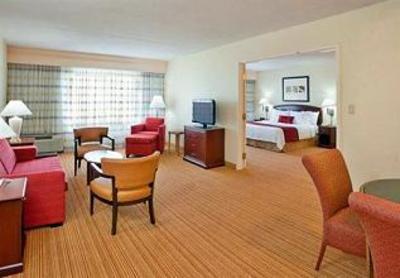 фото отеля Courtyard by Marriott Toronto Markham