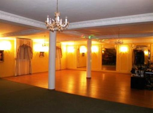 фото отеля Hotel Stary Mlyn Sedziszow Malopolski