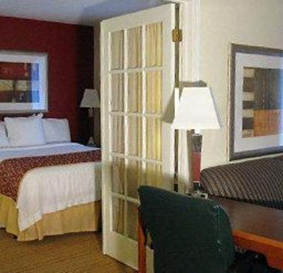 фото отеля Residence Inn Kalamazoo East
