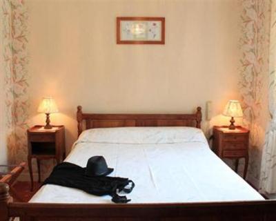 фото отеля Hotel Saint Pierre Ranes