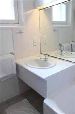 фото отеля Hotel Saint Pierre Ranes