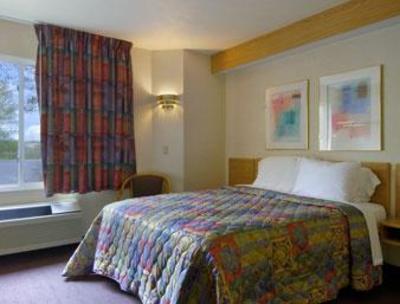 фото отеля Americas Best Inn Antigo