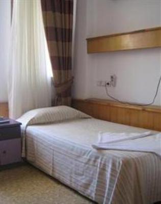 фото отеля Yuksel Hotel Kusadasi