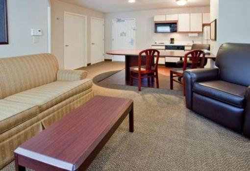 фото отеля Candlewood Suites Hampton