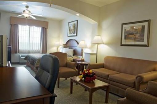фото отеля BEST WESTERN PLUS Monahans Inn & Suites