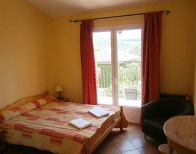 фото отеля Auberge Le Cheval Blanc Lagorce