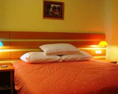фото отеля Home Inn (Yangzhou Slender West Lake)