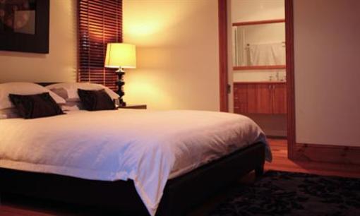 фото отеля The Peninsula Experience Farmhouse Dover (Australia)