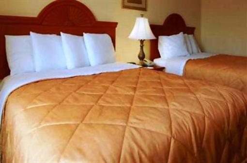 фото отеля Crowne Plaza Oceanfront