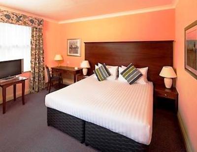 фото отеля Mercure Newbury Elcot Park Hotel