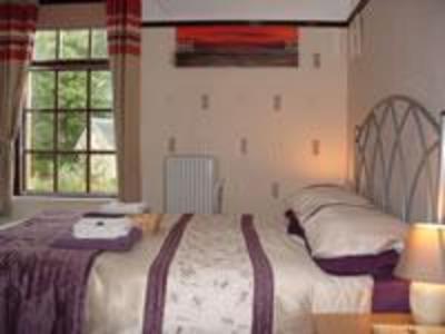 фото отеля Inverour Guest House