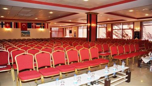 фото отеля First Class Hotel