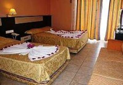 фото отеля First Class Hotel