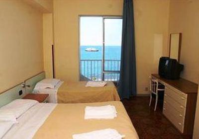 фото отеля Il Gattopardo Hotel Brolo