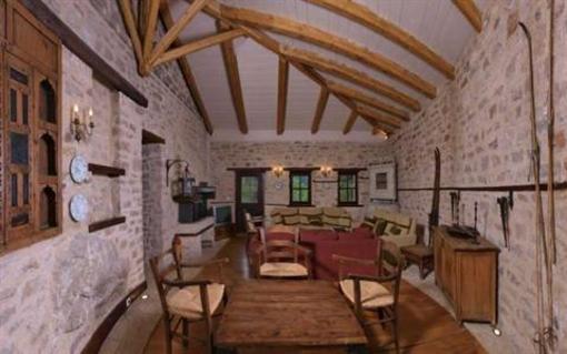 фото отеля Koryshades Village