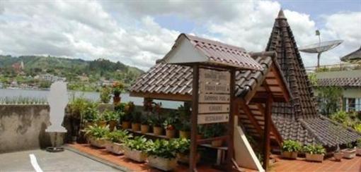 фото отеля Siantar Hotel Parapat