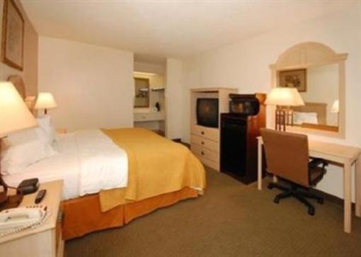 фото отеля Quality Hotel Morehead City