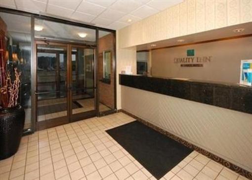 фото отеля Quality Hotel Morehead City