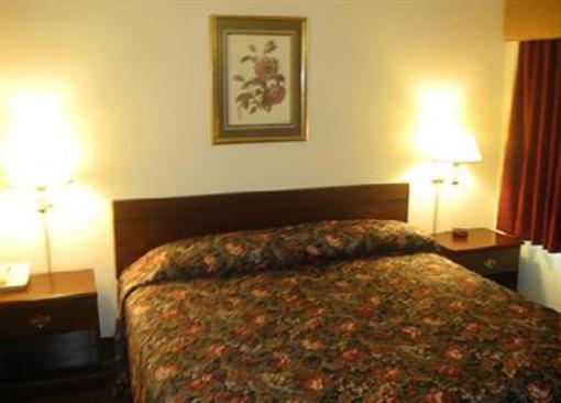 фото отеля Red Carpet Inn Chambersburg