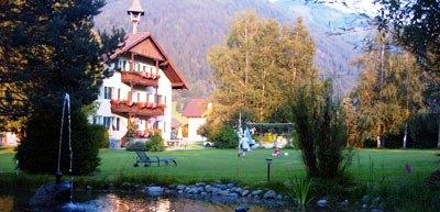 фото отеля Biberhof Farmhouse Apartments Radstadt