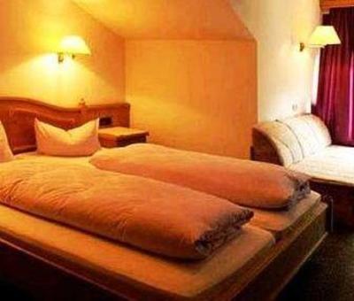фото отеля Gasthof Hirschen Hotel Stams