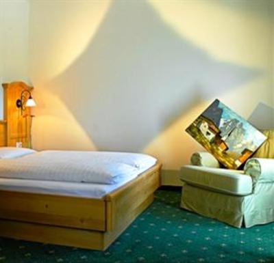 фото отеля Gasthof Hirschen Hotel Stams